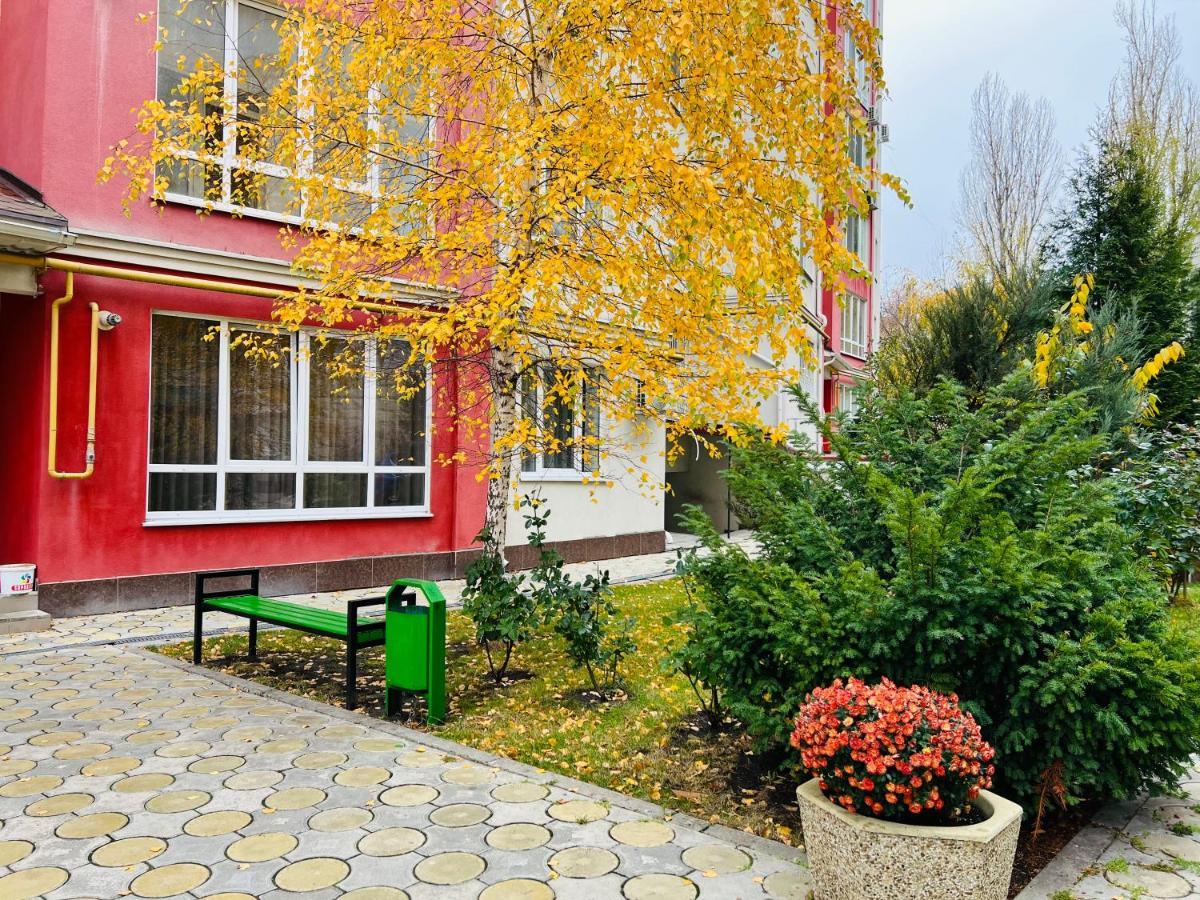 Cozy Apartment In Kisinyov Kültér fotó
