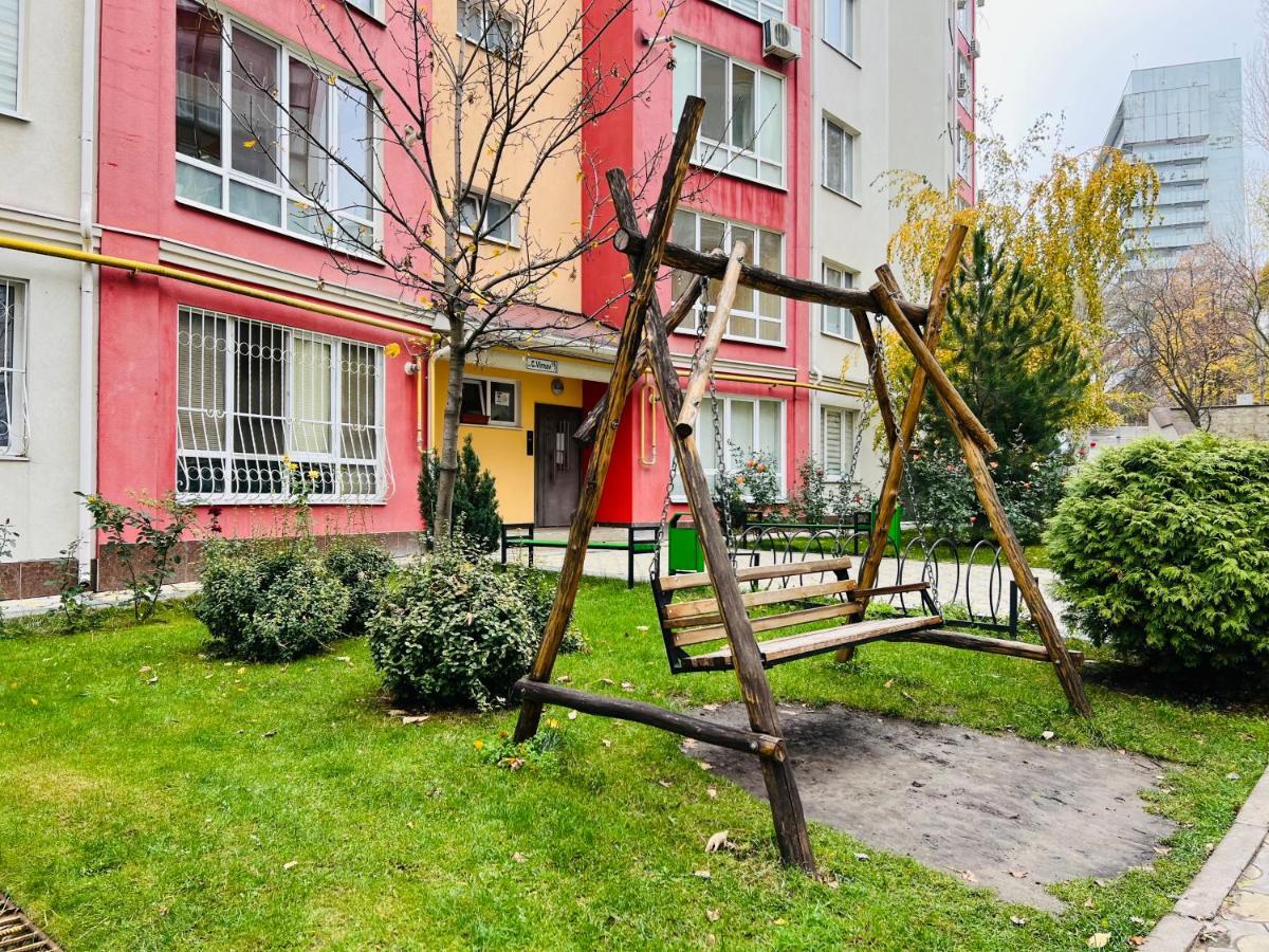 Cozy Apartment In Kisinyov Kültér fotó